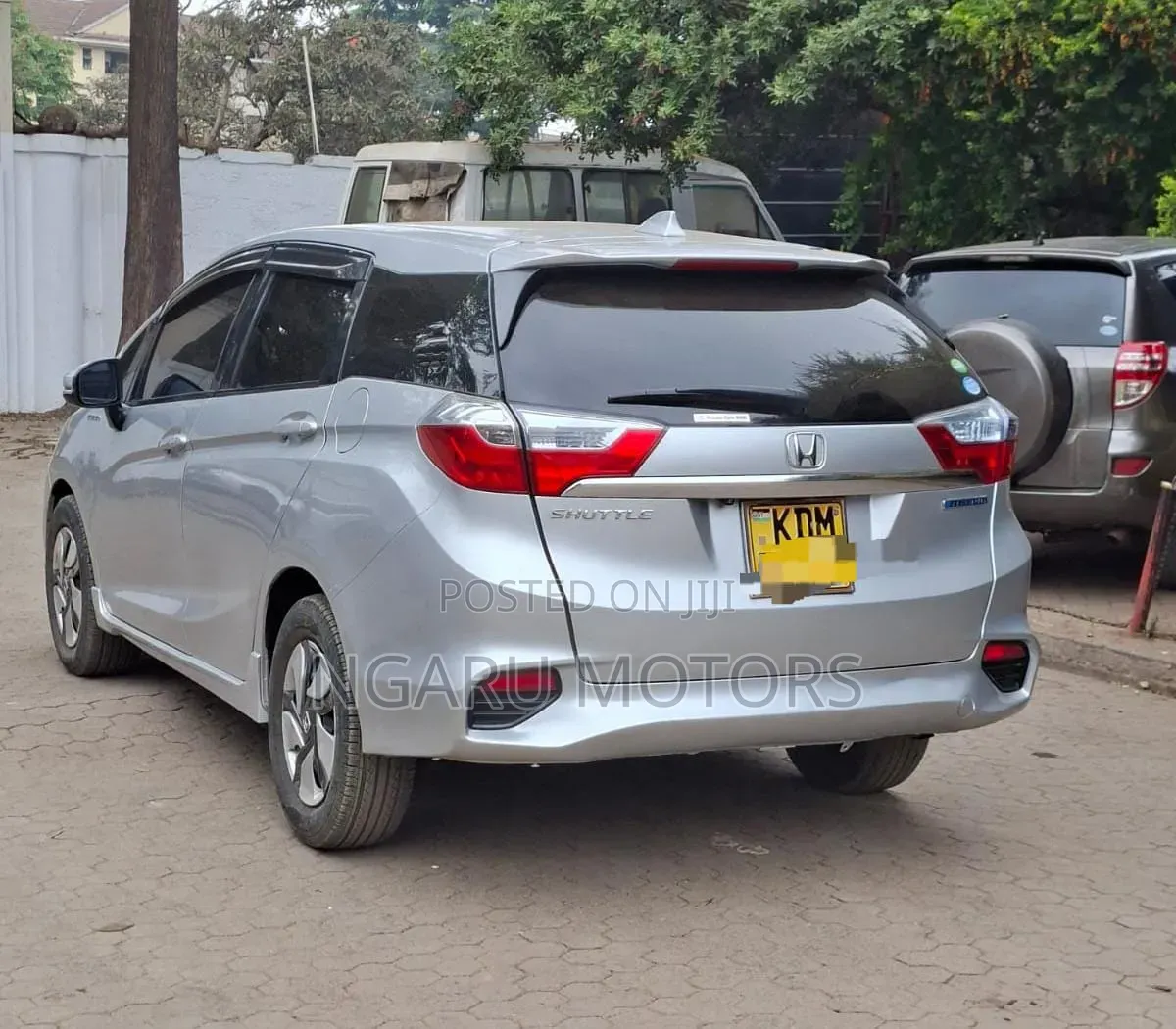 Honda Shuttle 2016 Silver