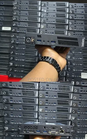 Desktop Computer Lenovo 4GB Intel Core i5 HDD 500GB