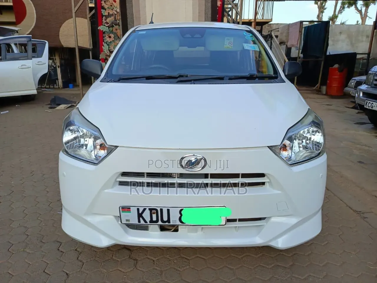 Daihatsu Mira 2018 White