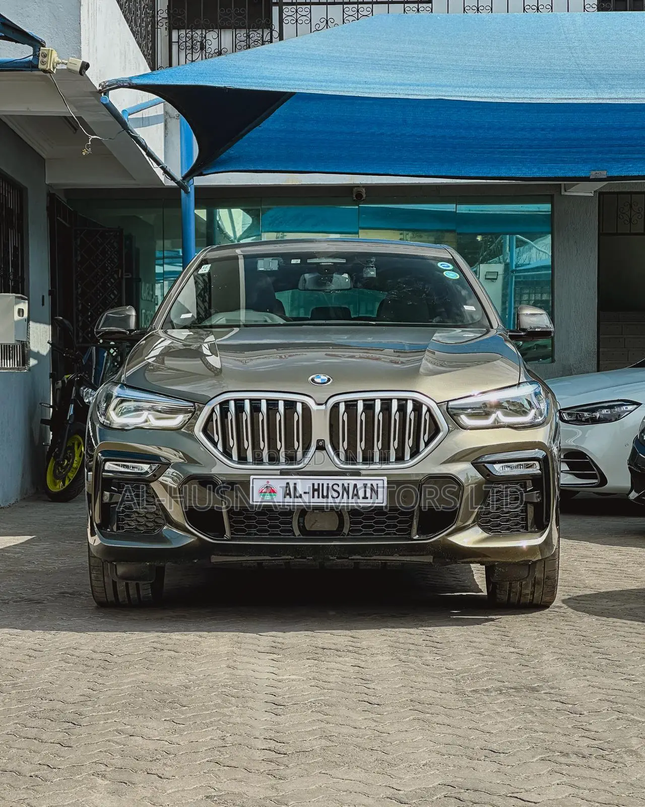 BMW X6 xDrive50i AWD 2020 Brown