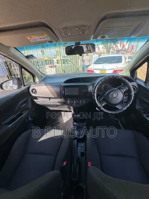 Toyota Vitz 2016 Black