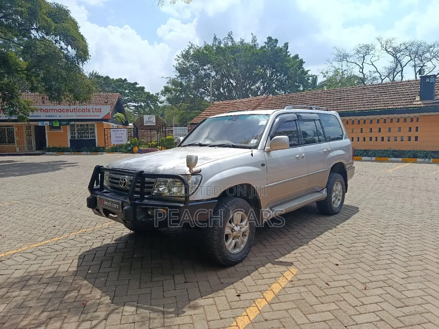 Toyota Land Cruiser 2003 Silver