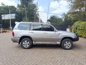 Toyota Land Cruiser 2003 Silver