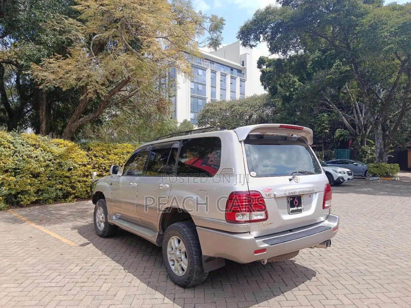 Toyota Land Cruiser 2003 Silver