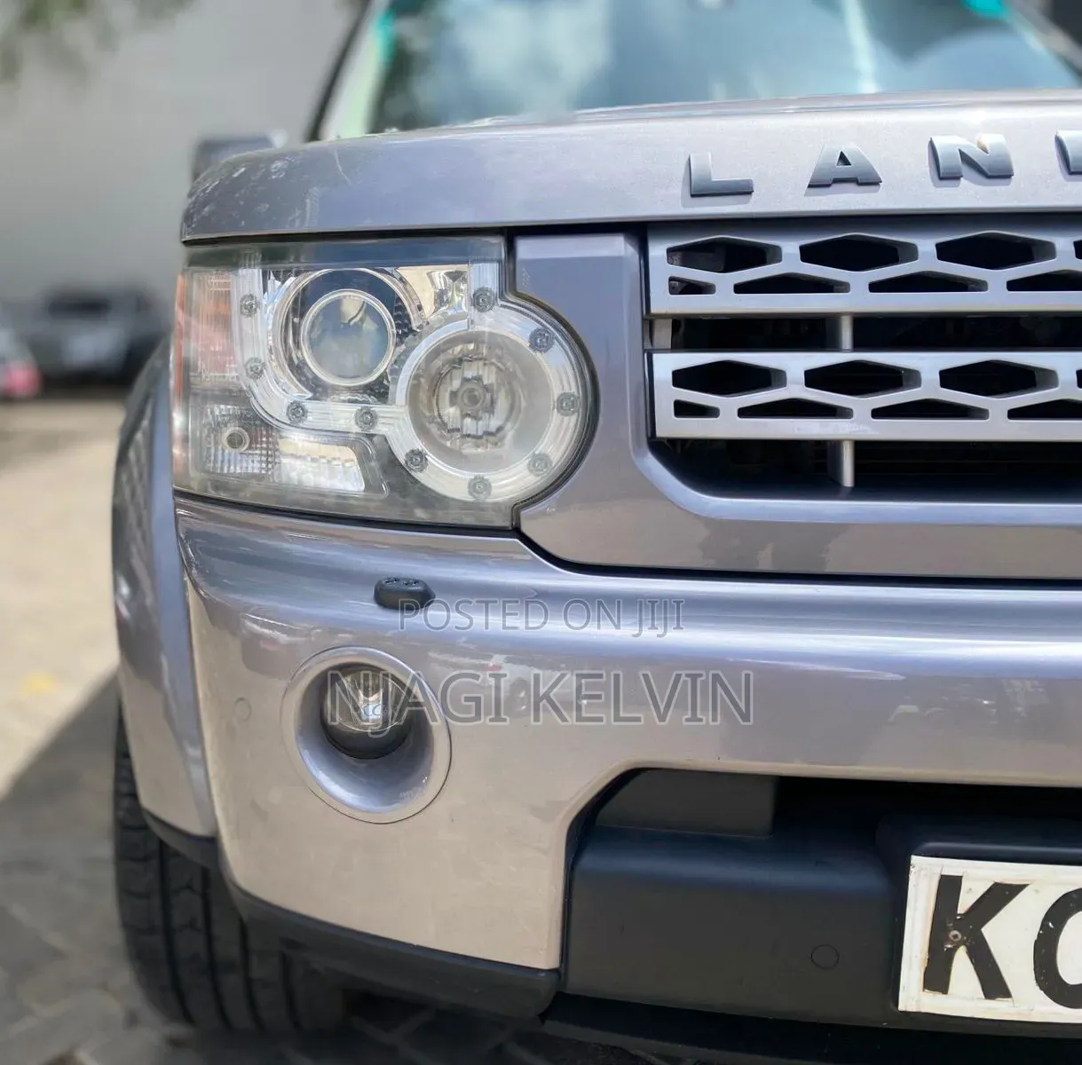 Land Rover Discovery 2011 Gray