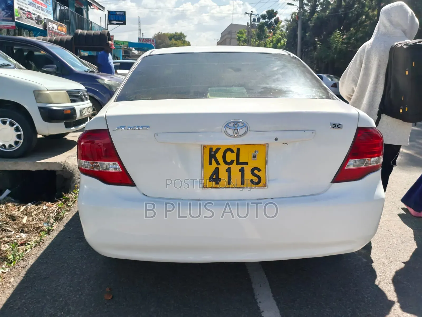 Toyota Axio 2010 White