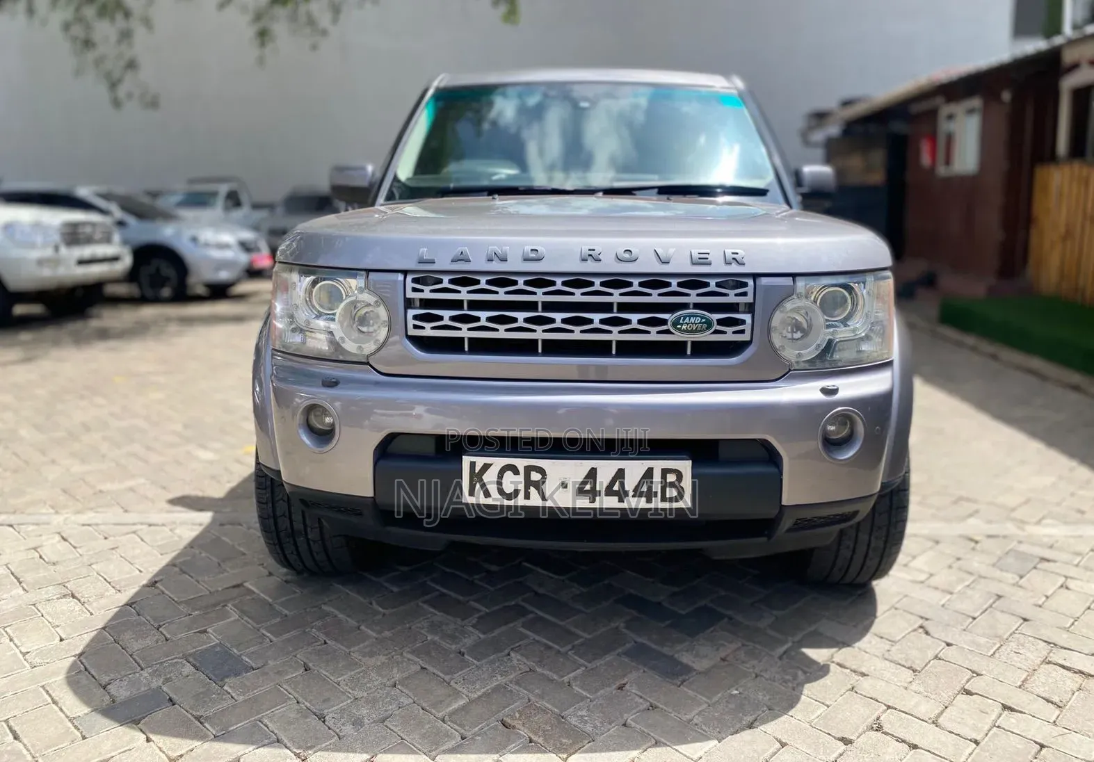 Land Rover Discovery 2011 Gray