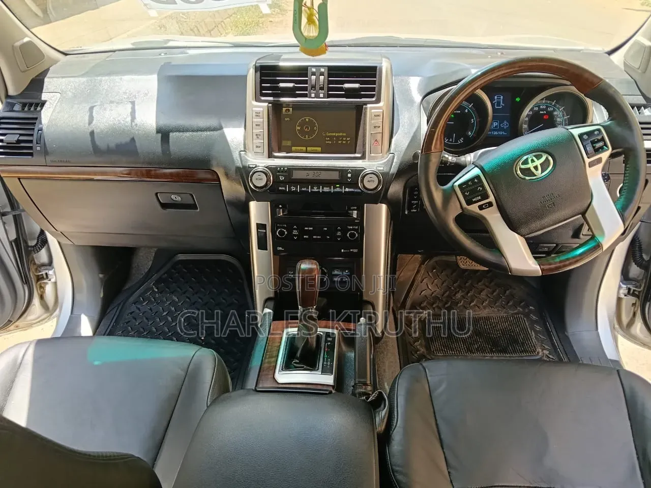 Toyota Land Cruiser 2013