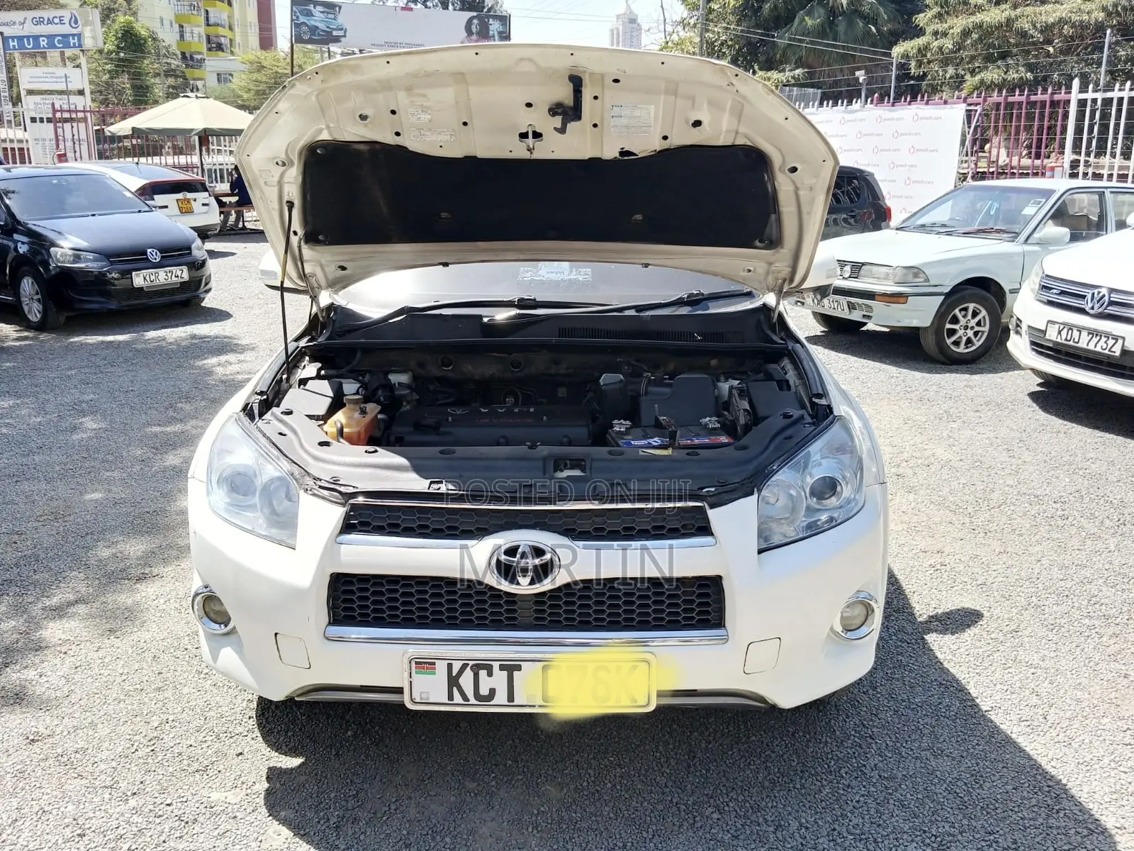 Toyota RAV4 2011 White