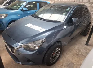 Mazda Demio 2016 Blue