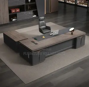 Office Desk: Executive Managers Desk 1600mm