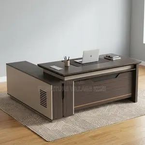 Office Desk: Executive Managers Desk 1600mm