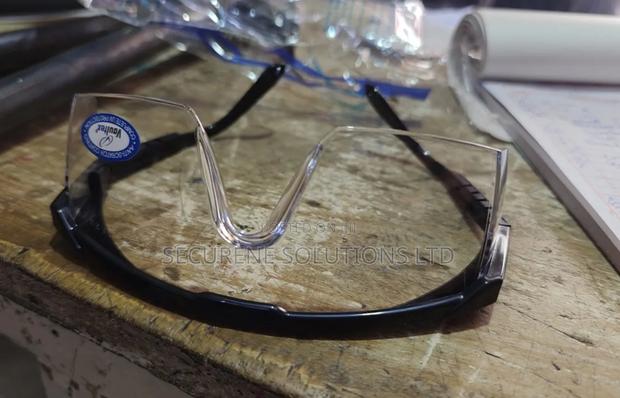 Vaultex Anti-Scratch Safety Glasses
