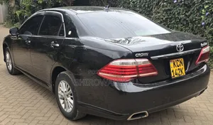 Toyota Crown 2010 Black