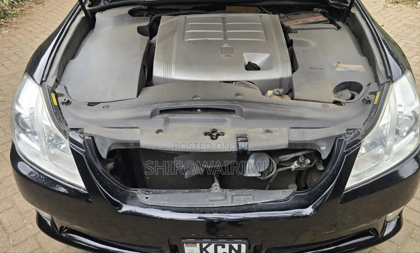 Toyota Crown 2010 Black