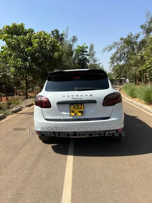 Porsche Cayenne 2014 White
