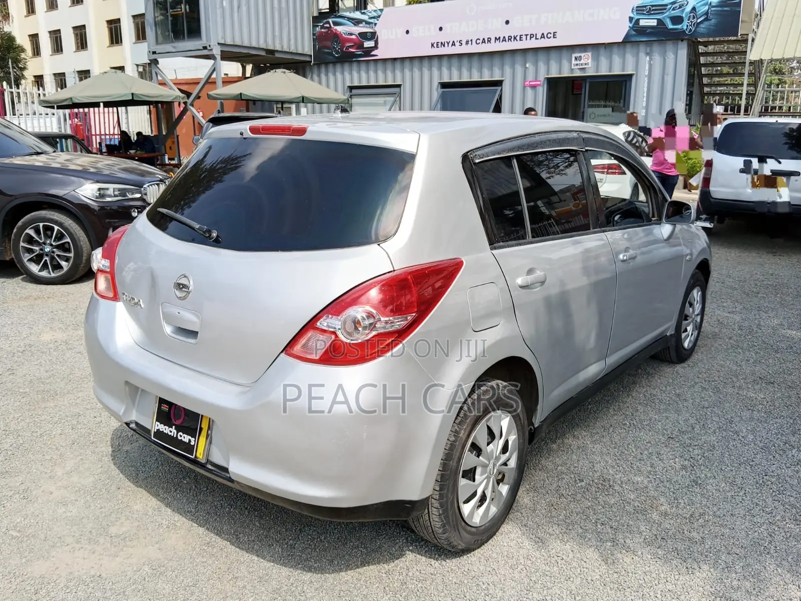 Nissan Tiida 2009 Silver