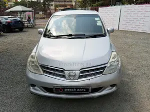 Nissan Tiida 2009 Silver