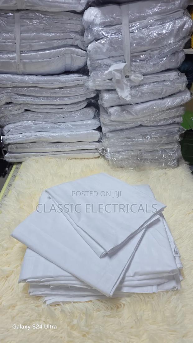 White Stripped Flat 6*7 Bedsheets at Ksh1250 - thumbnail 2