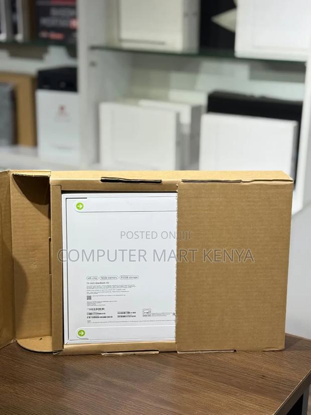 New Laptop Apple MacBook Air 16GB Apple M3 SSD 512GB - thumbnail 4