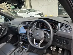 Volkswagen Tiguan 2021 Gray