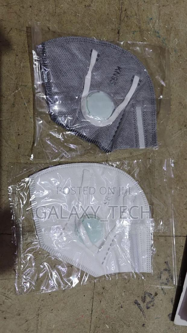 KN95 Respirator Masks With Exhalation Valve(50pcs Packets)
