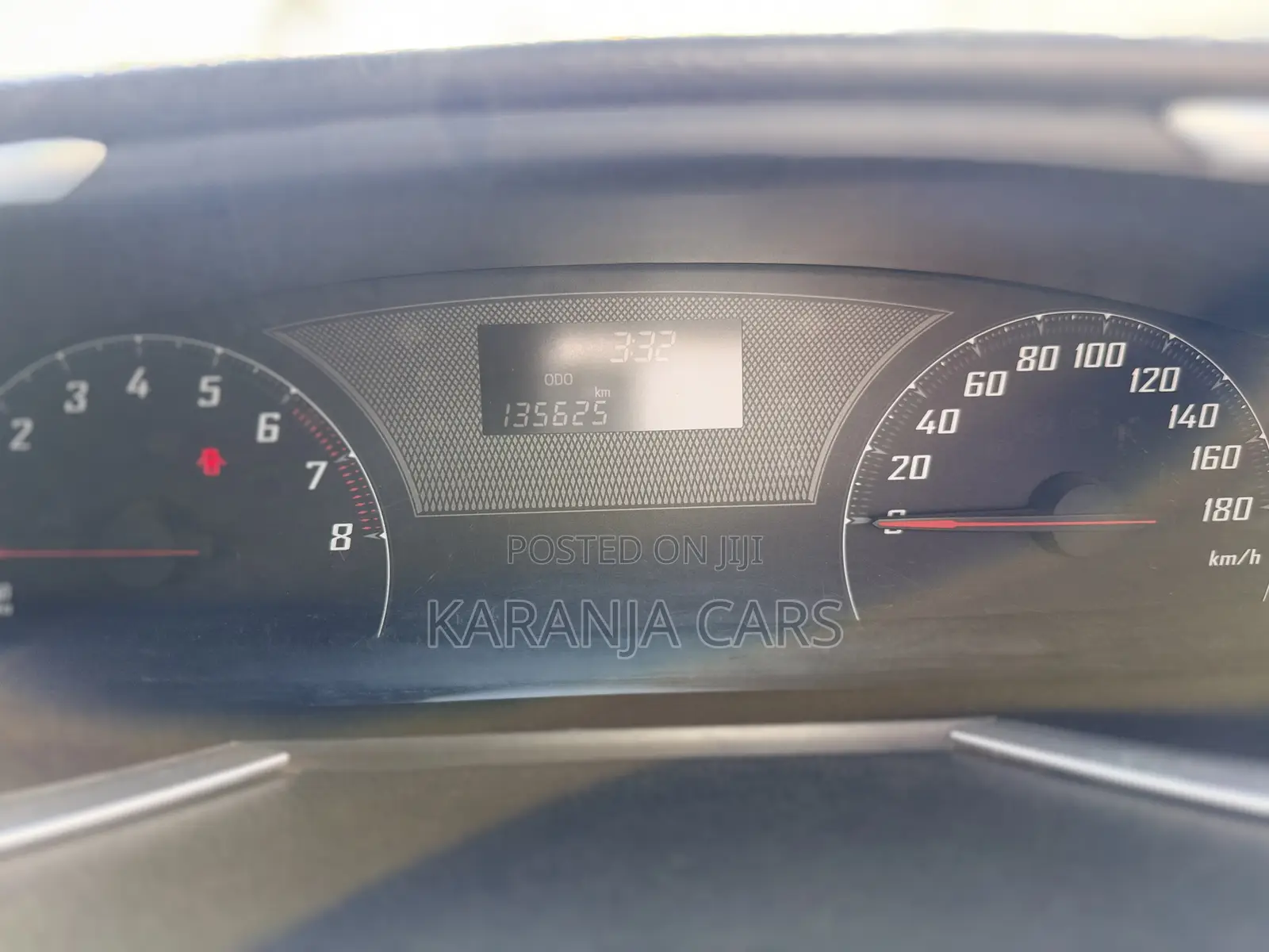 Toyota Sienta 1.5 FWD 2016 Silver