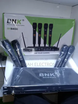 BNK Microphone 8400 Four in One Microphones)