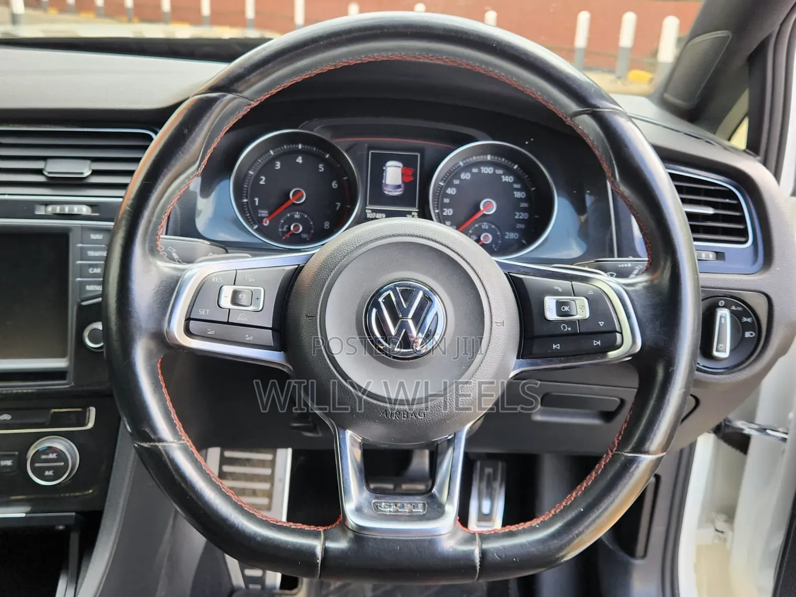 Volkswagen Golf GTI 2015 White