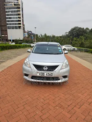 Nissan Latio 2014 Silver
