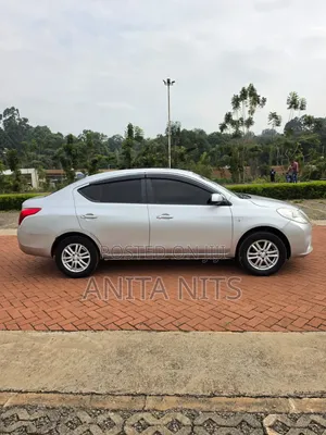 Nissan Latio 2014 Silver