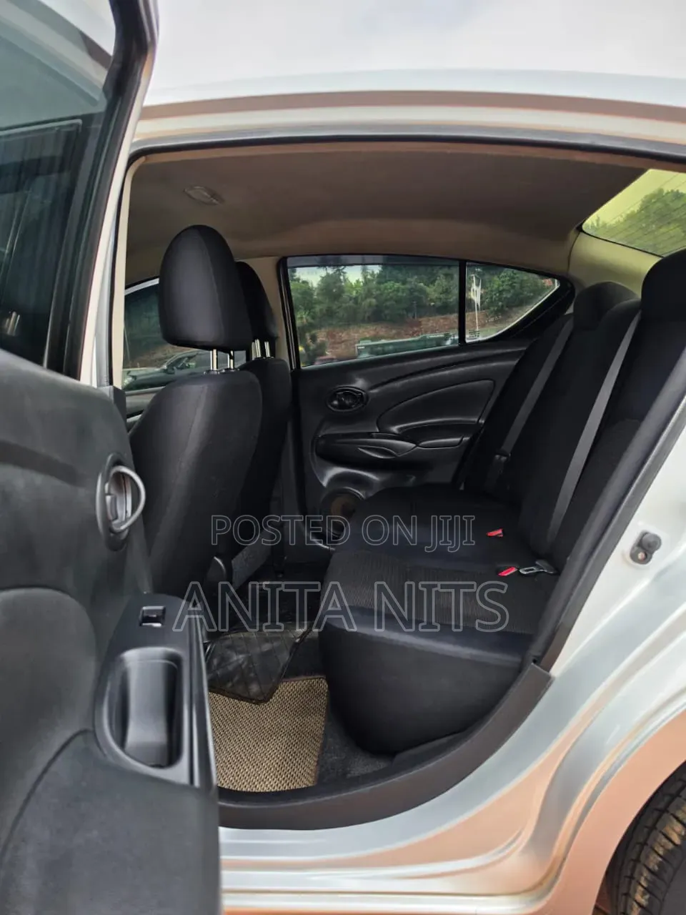 Nissan Latio 2014 Silver