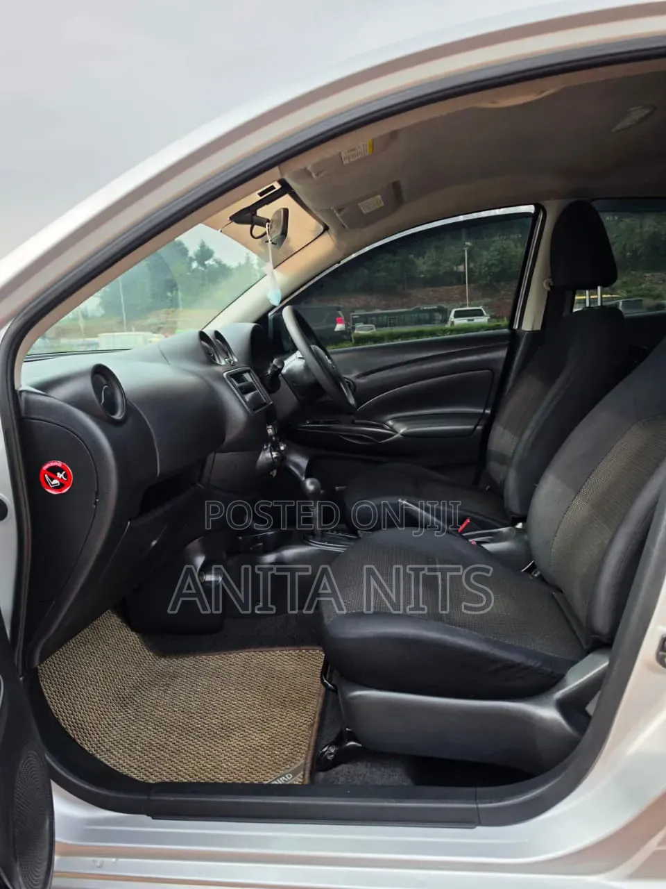 Nissan Latio 2014 Silver