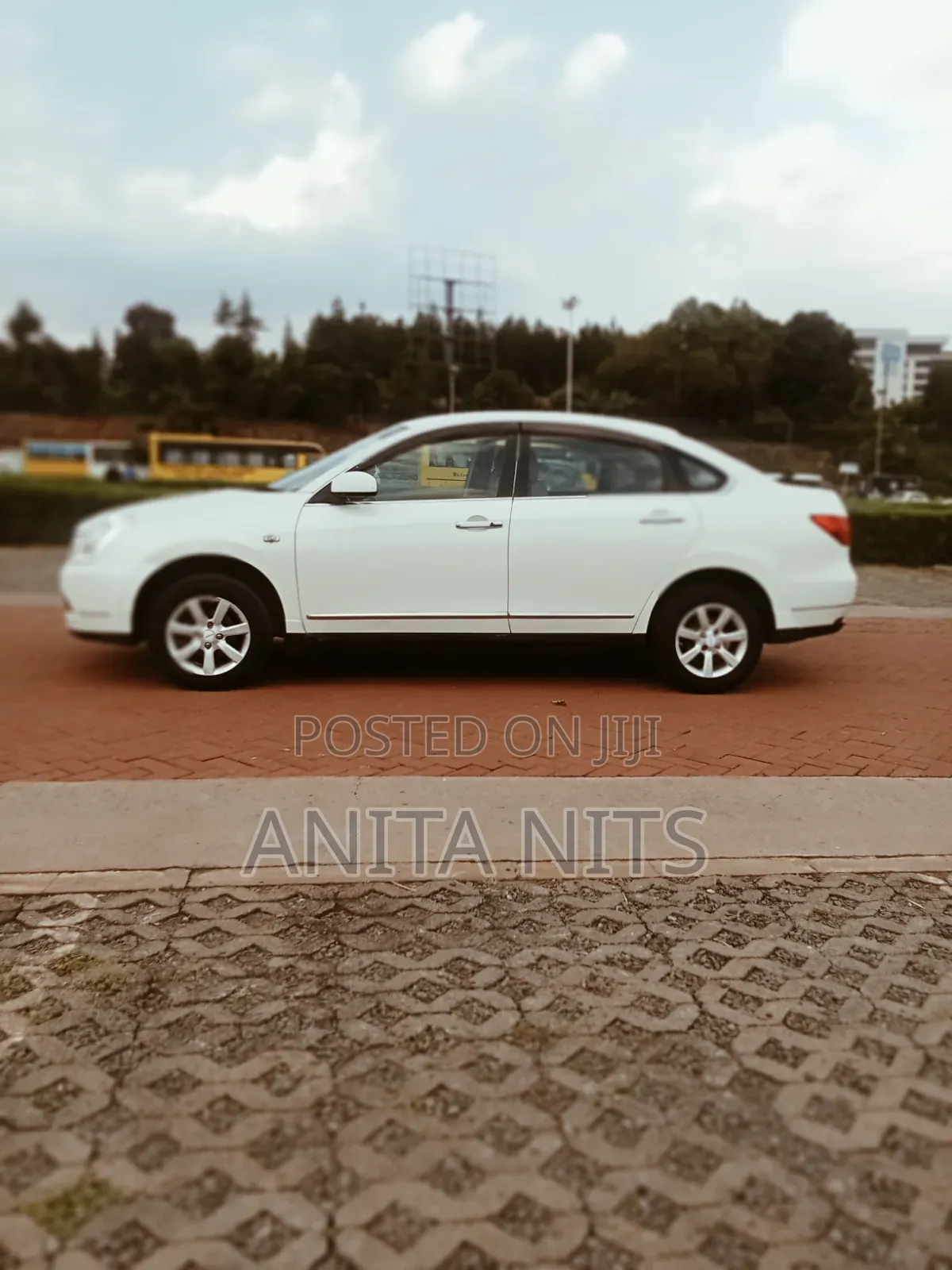 Nissan Bluebird 2012 White