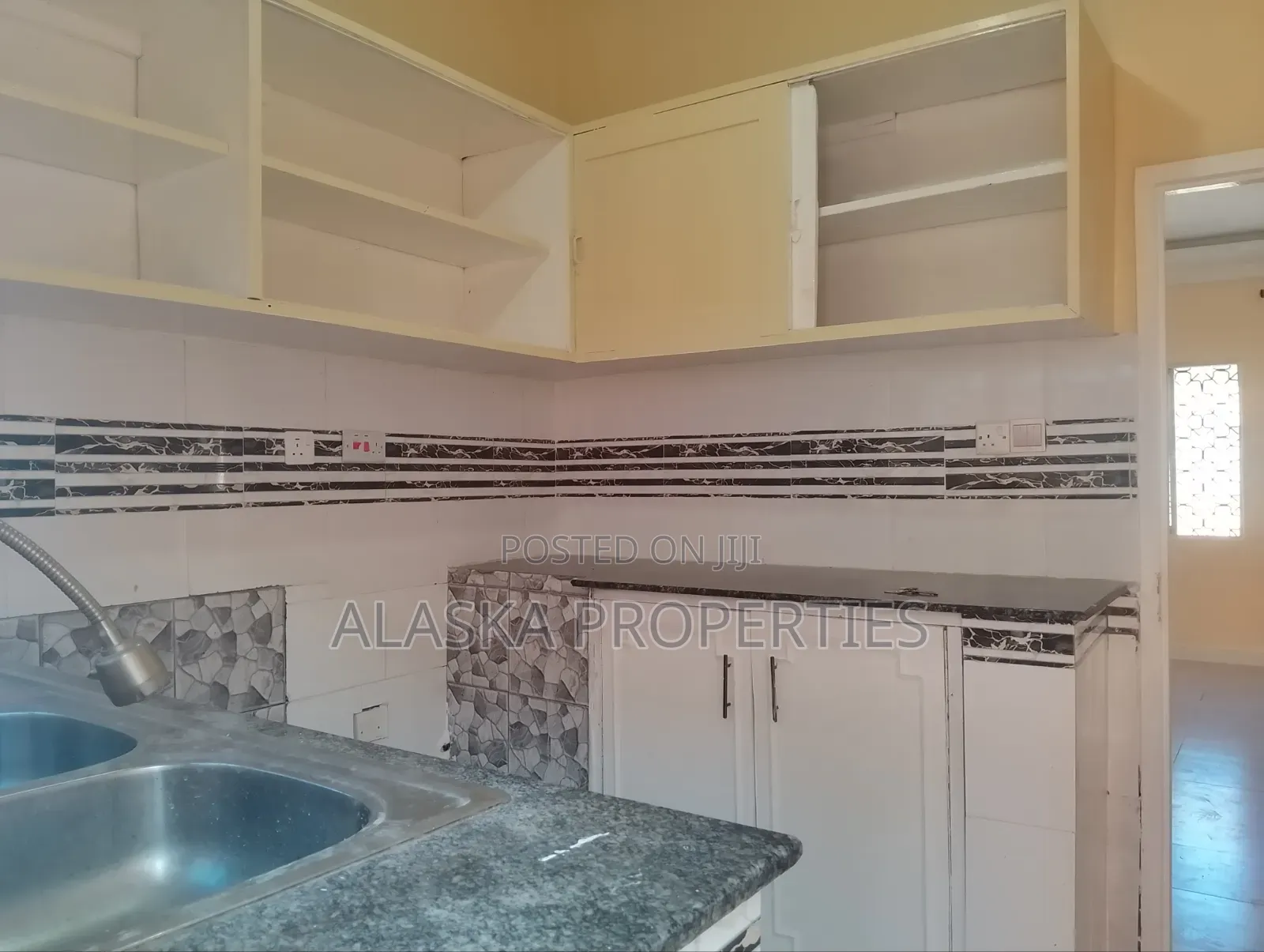 3bdrm Bungalow in Maweni, Nyali Mkomani for rent