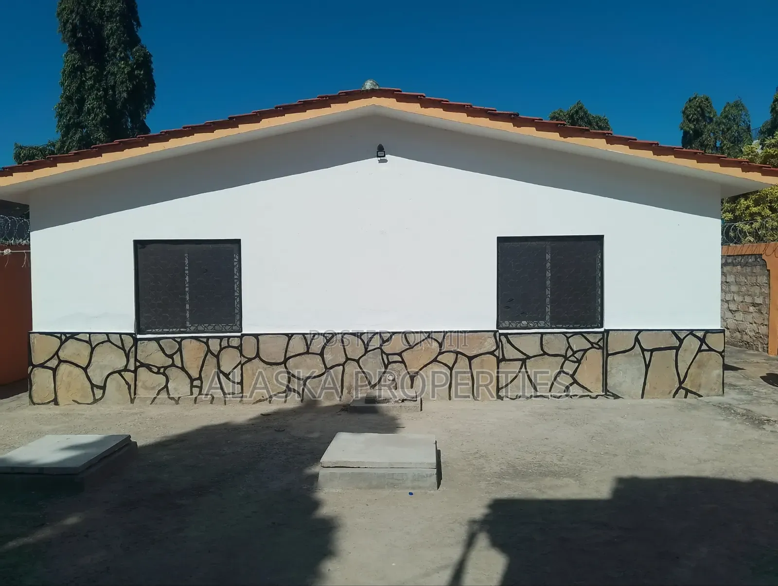 3bdrm Bungalow in Maweni, Nyali Mkomani for rent