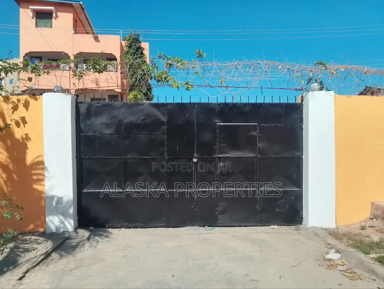 3bdrm Bungalow in Maweni, Nyali Mkomani for rent
