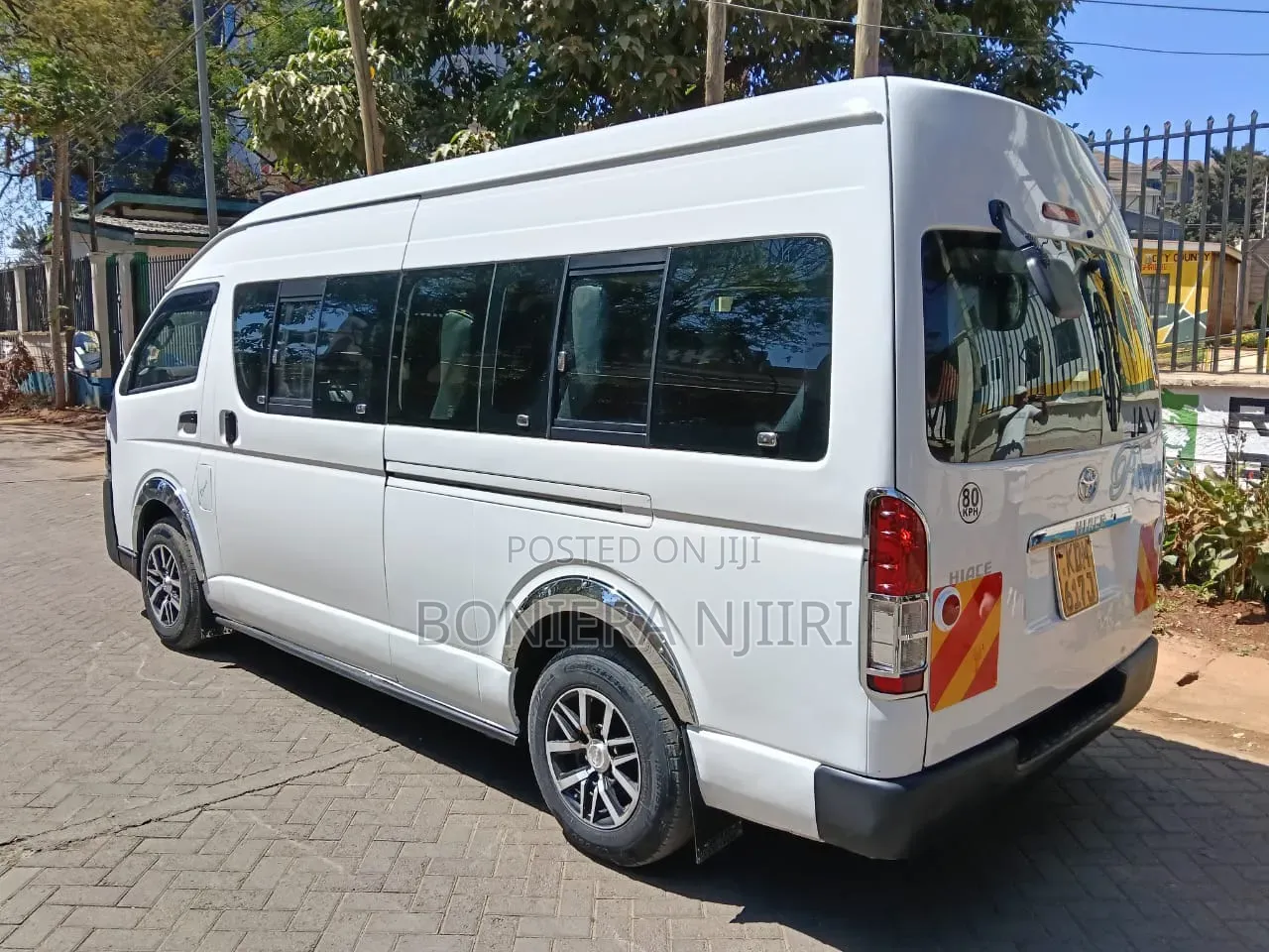 Toyota HiAce 2016 White