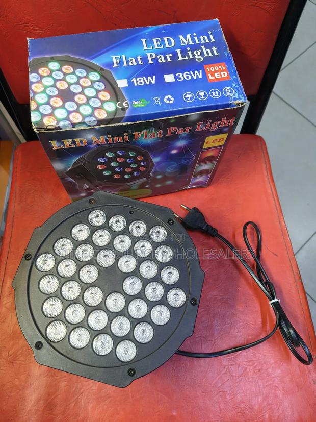 Mini RGB LED PAR Can Light
Portable Mini PAR Can Stage Light