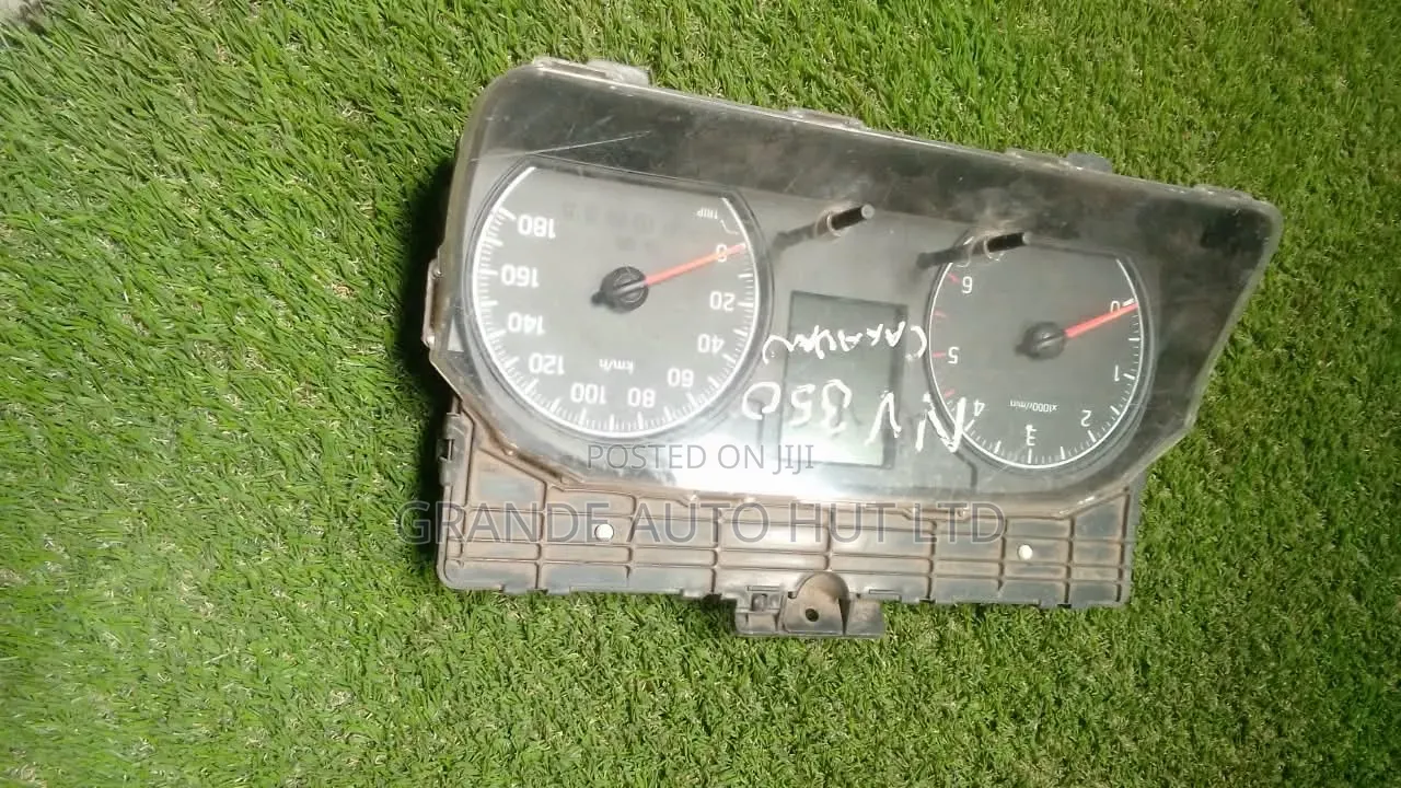 Nissan Caravan Nv350 Clock/Speedometer