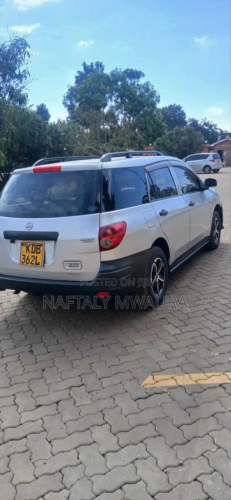 Nissan Advan 2013 Silver