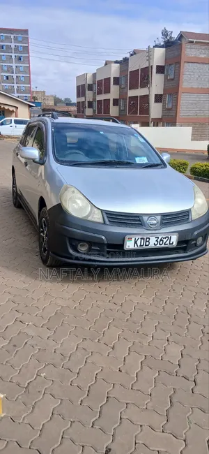 Nissan Advan 2013 Silver