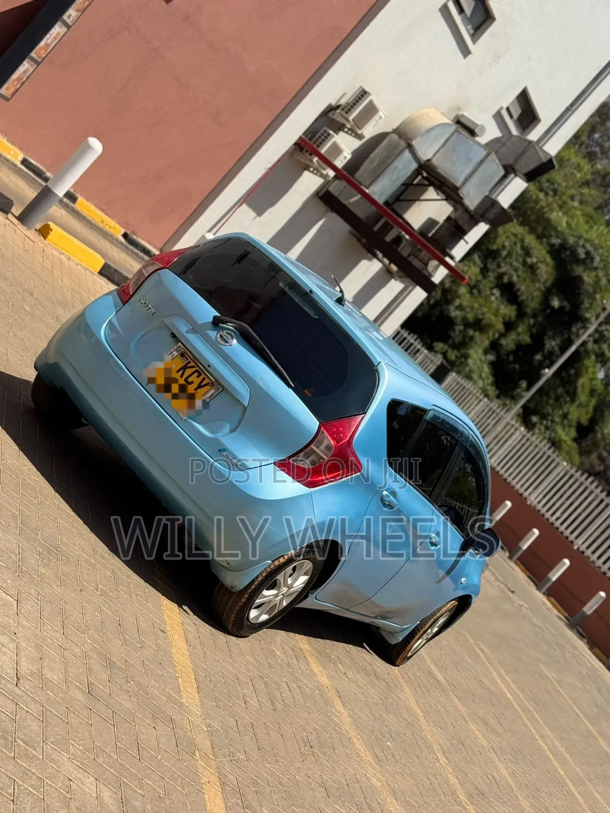 Nissan Note 2013 Blue