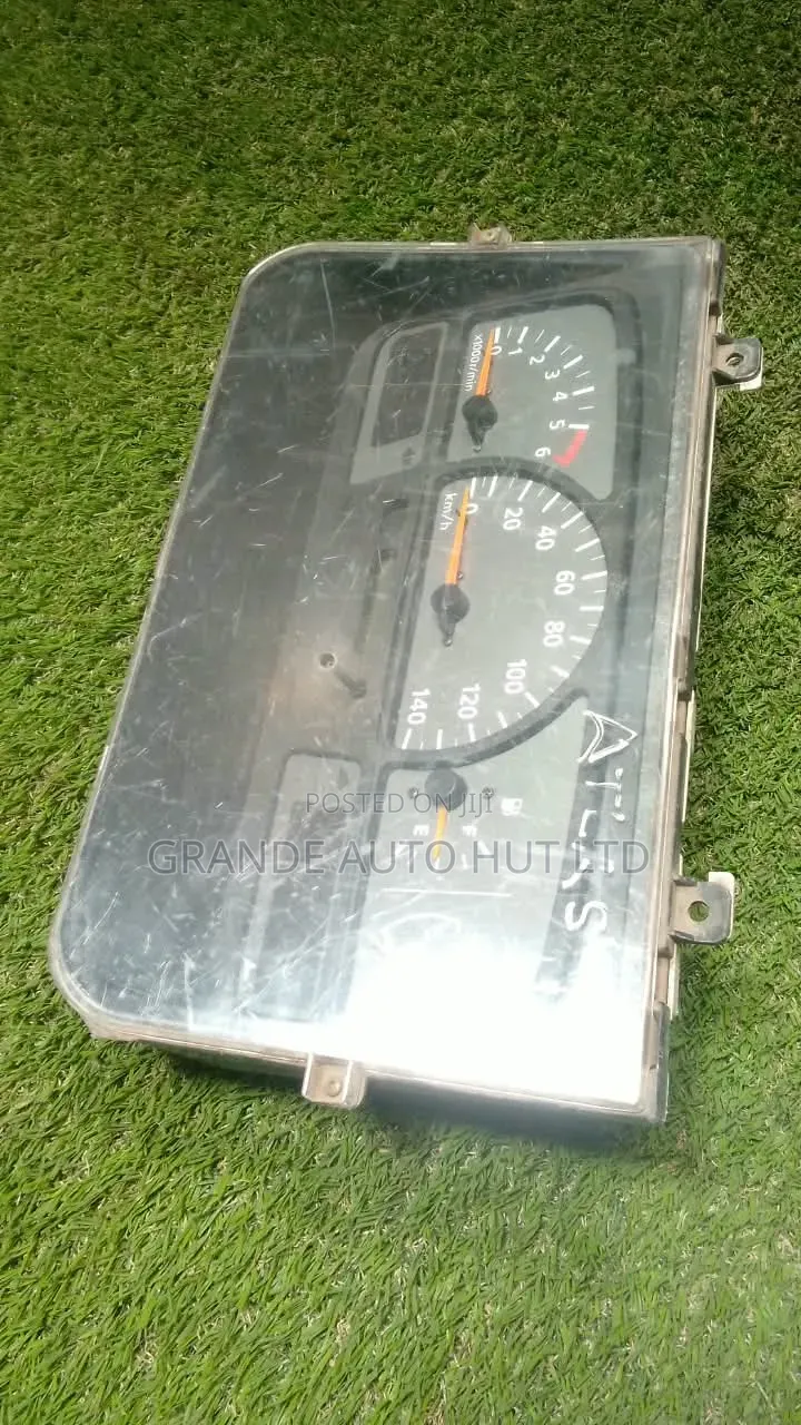 Nissan Atlas Clock/Speedometer