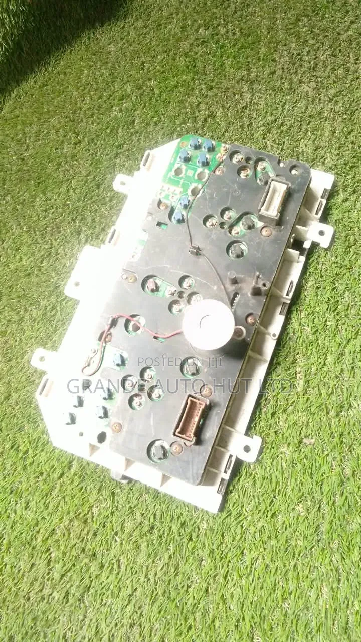 Nissan Atlas Clock/Speedometer