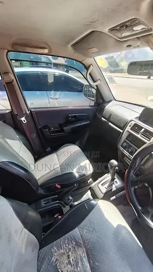 Mitsubishi Pajero 2002 White