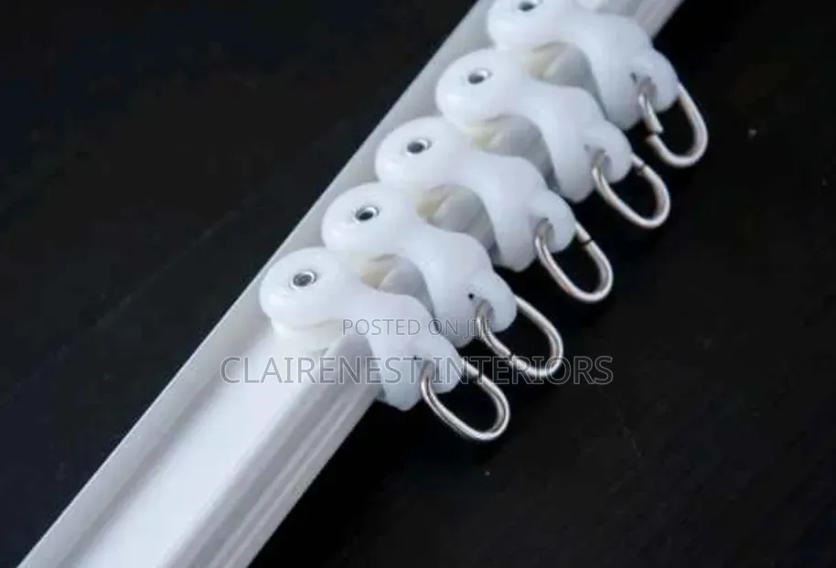 Easy-Glide Performance for Beautiful Interiors With White Runners