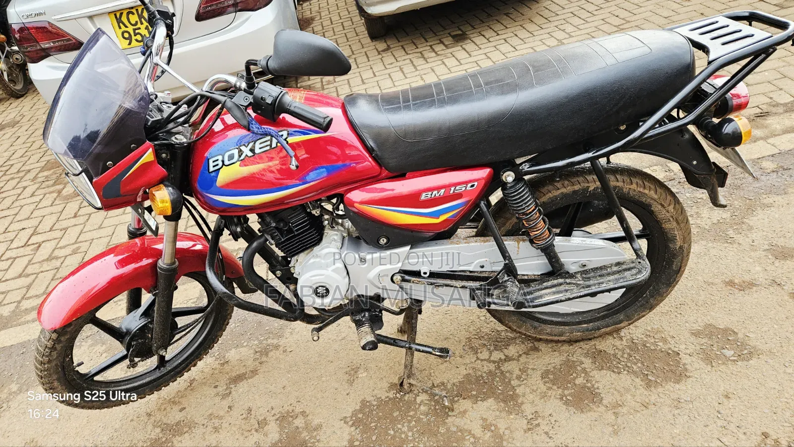 Bajaj Boxer 150 UG 2025 Red