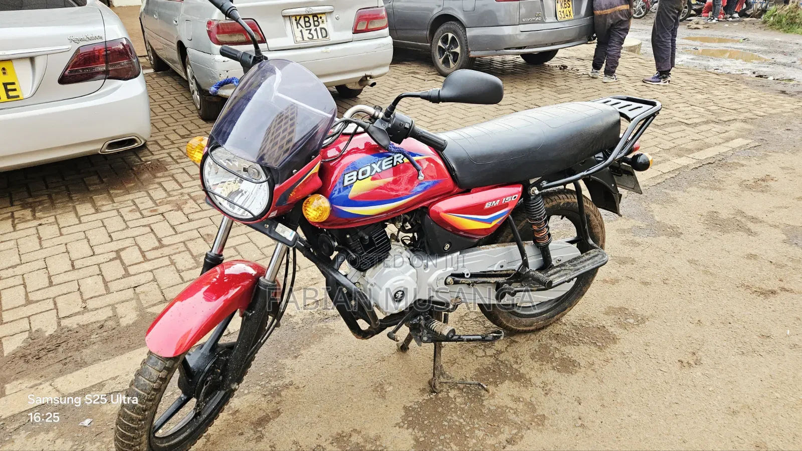 Bajaj Boxer 150 UG 2025 Red