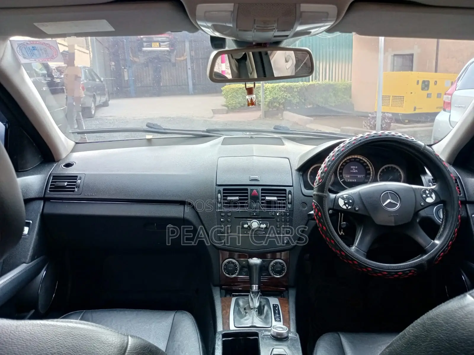 Mercedes-Benz C200 2009 White